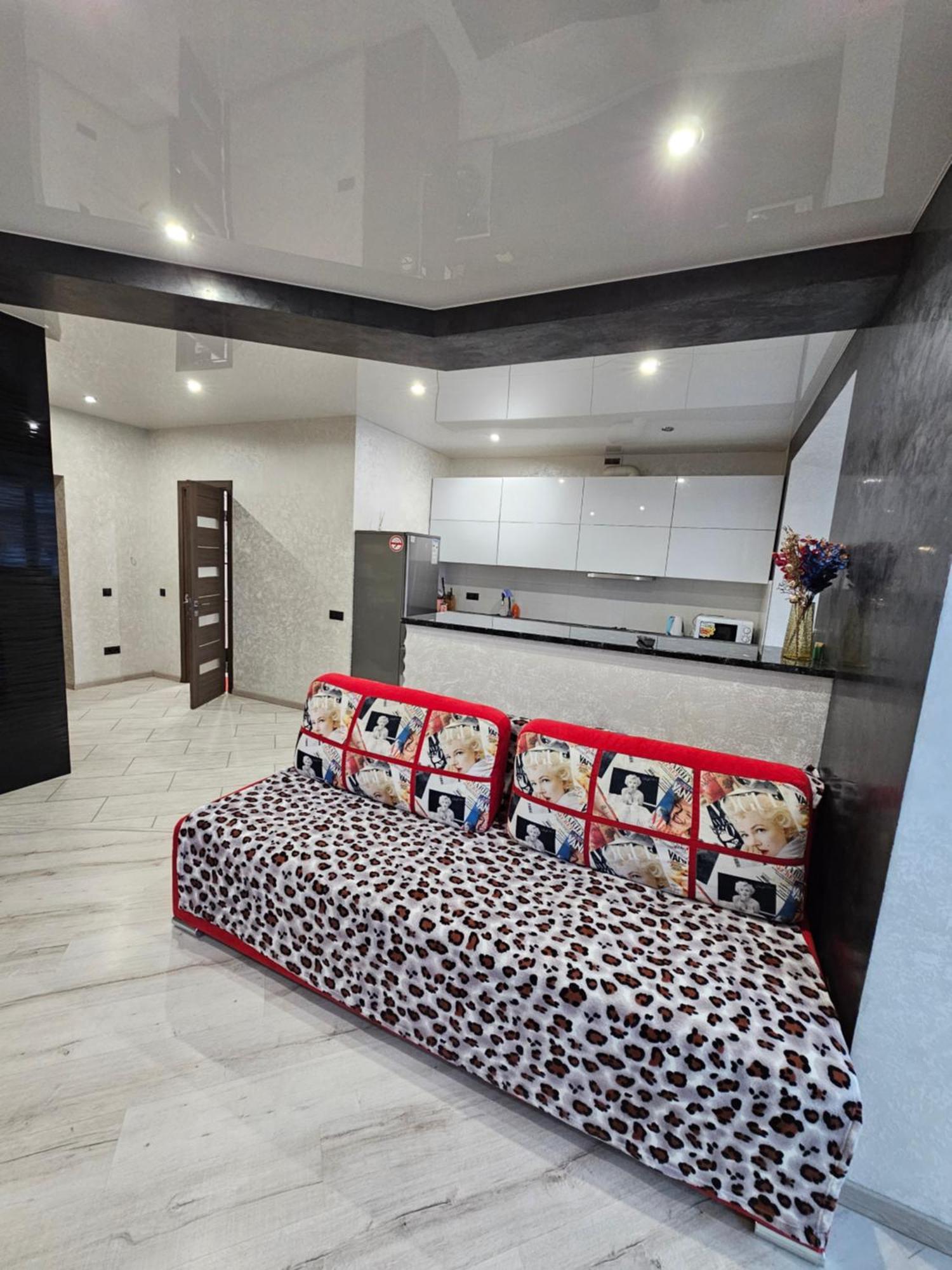 Вулиця Дмитра Іващенка Апартаменти Lutsk Exterior photo